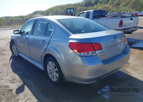2012 Subaru Legacy 2.5I z USA, uszkodzony, nr VIN 4S3BMBA68C3026845
